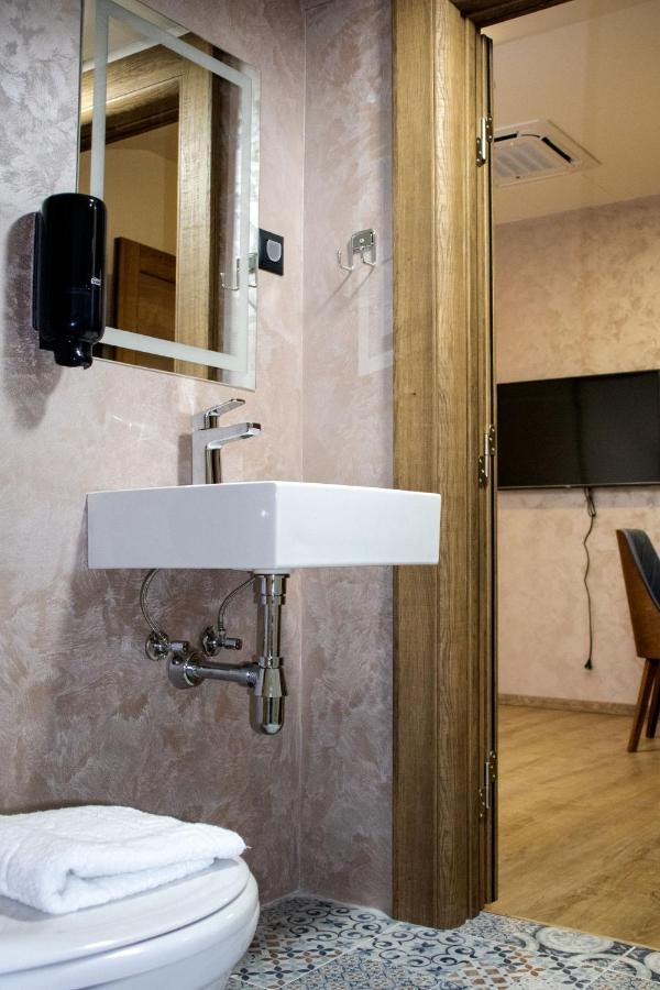 Elevenrooms Belgrado Buitenkant foto